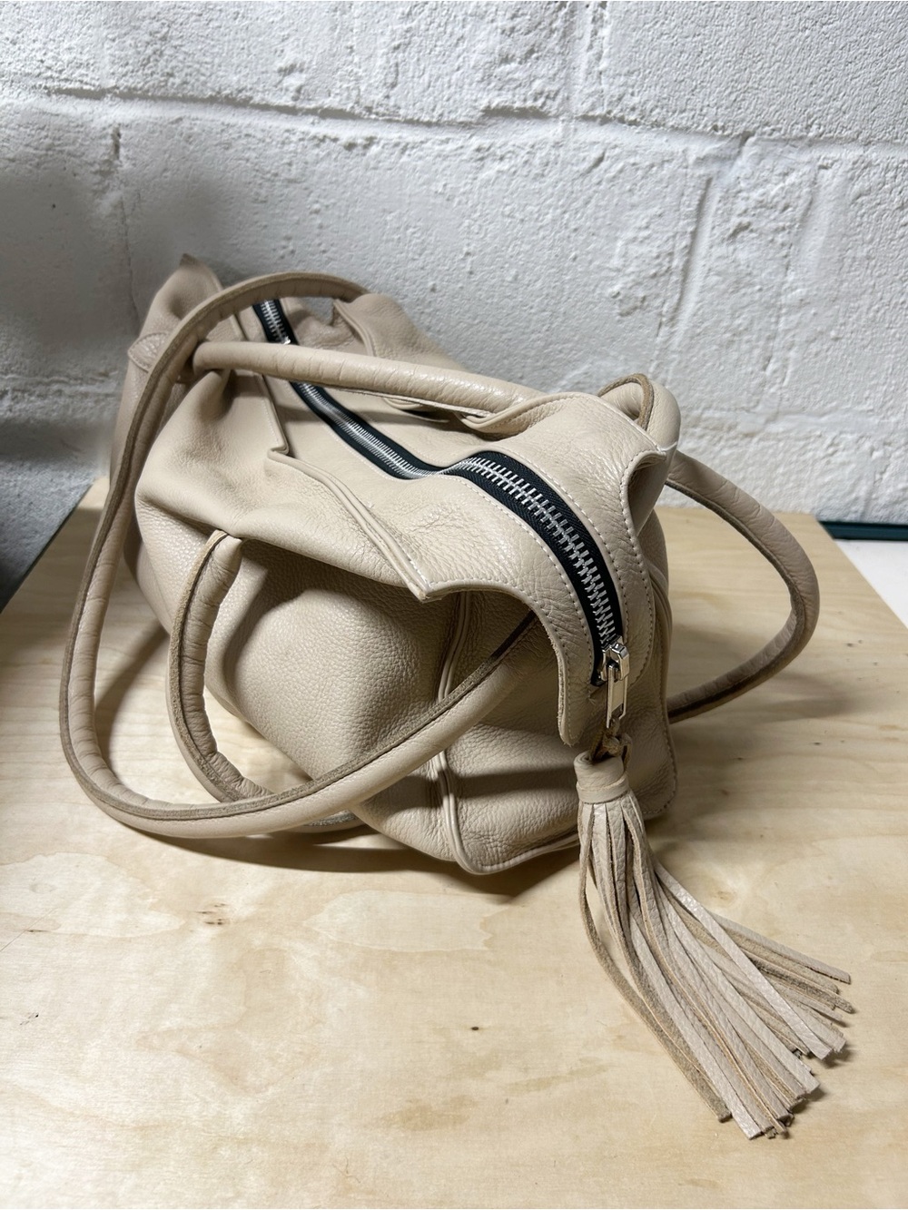 Village Tannery Beige Pebbled Leather Slouchy Shoulder Bag, Design By Sevestet - Picture 6 of 13
